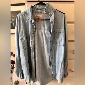 Levi's Light Blue Wash Denim Shirt Jacket